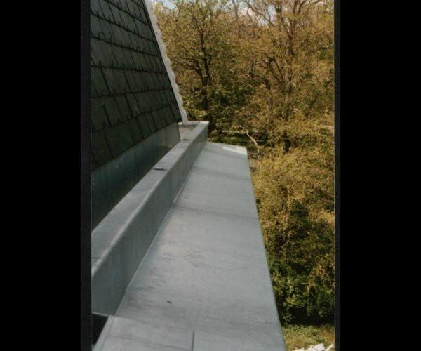 Chantier rénovation tuiles plates – Toulouse – Les charpentiers du Lauragais