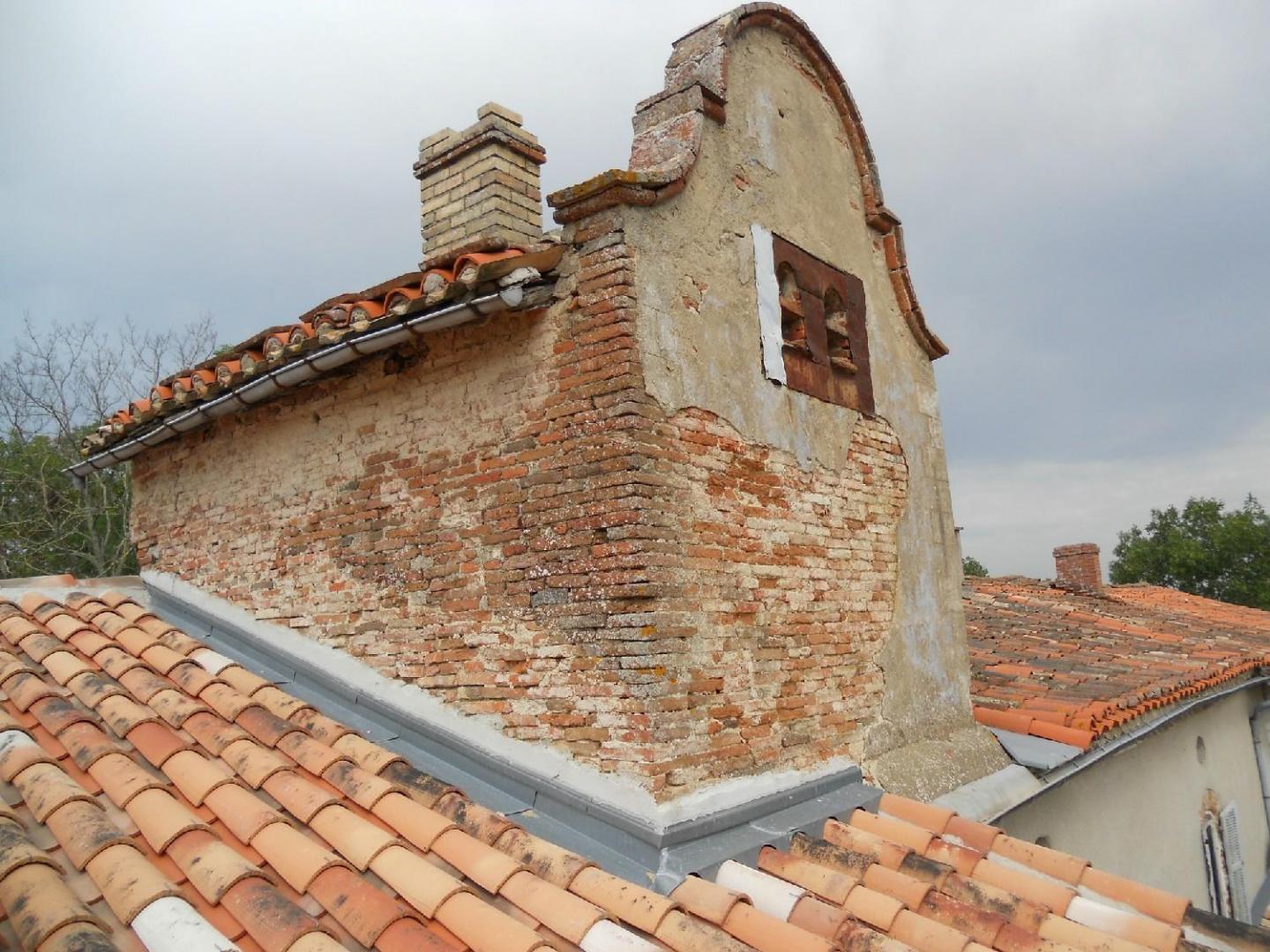 Fenêtre de toit – Albi – les charpentiers du lauragais