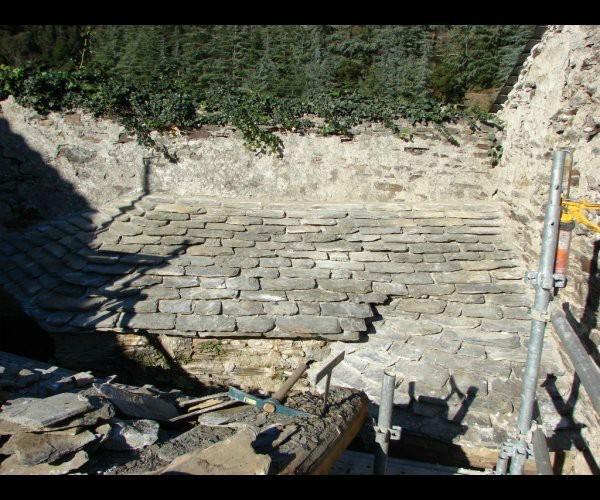 Rénovation de toiture ancienne en tuiles plates – Castelnaudary- Les charpentiers du Lauragais