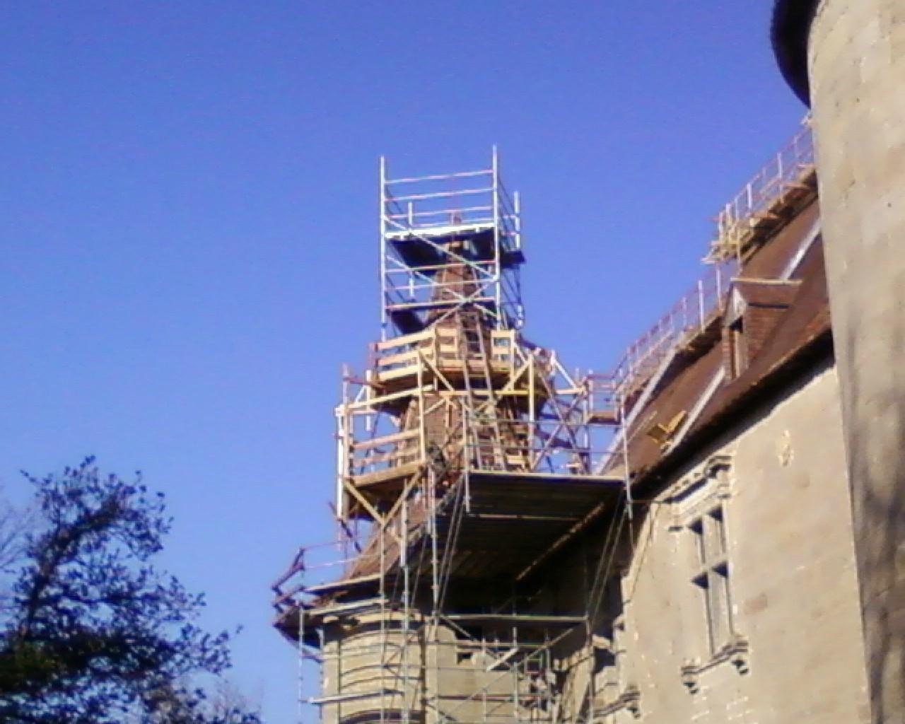 Rénovation toiture ancienne en tuiles plates – Toulouse – Les charpentiers du Lauragais