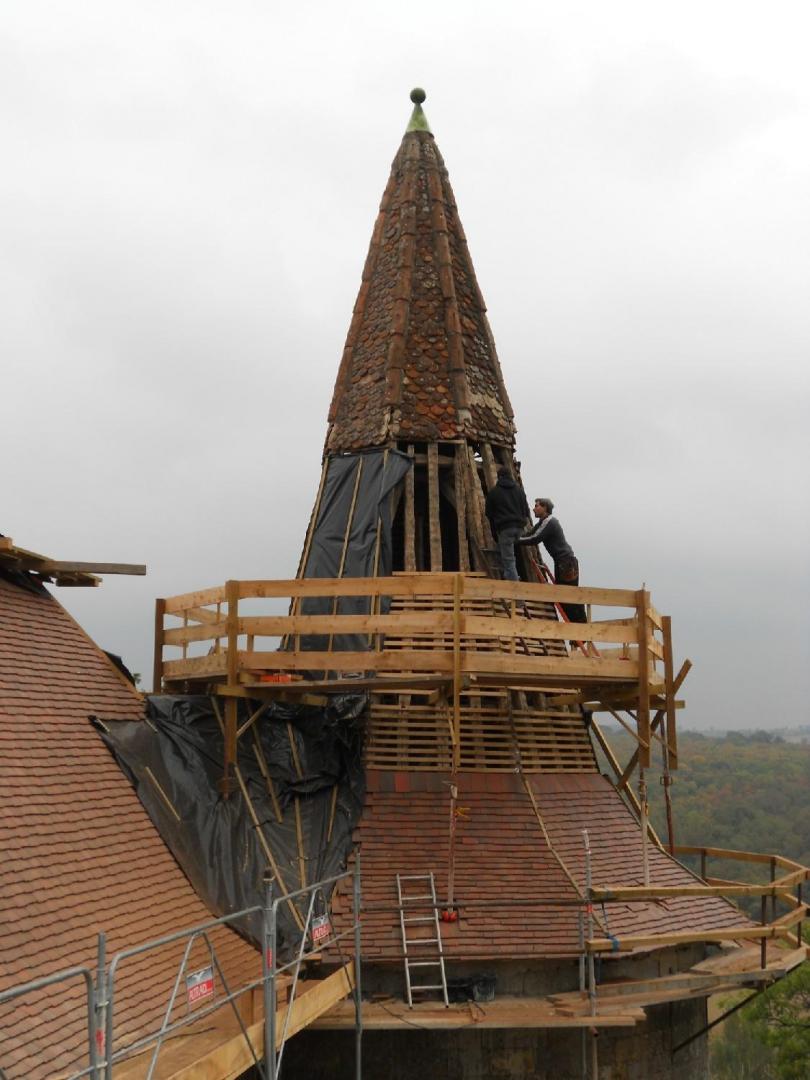 Travaux de tuiles plates – Foix – Les charpentiers du Lauragais